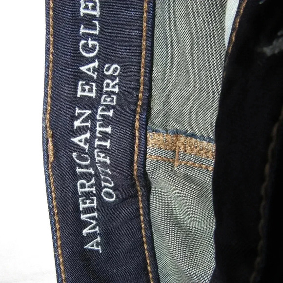 AMERICAN EAGLE Hi-Rise Shortie Shorts Dark Wash 4 - Picture 4 of 4